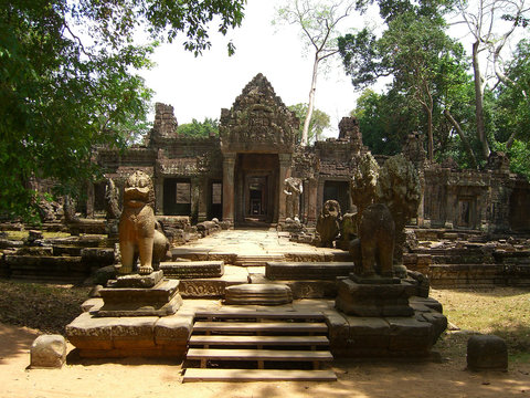 Cambodia Charity Tour 