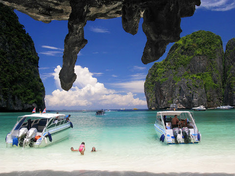 Koh Phi Phi Beach Break 