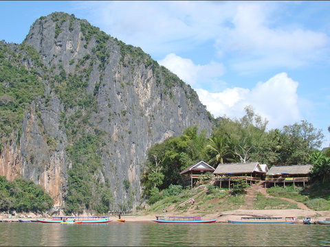 Nam Ou River with Pak Ou Cave 