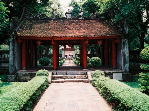 School Tour in Vietnam 