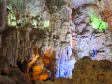 Thien Cung Grotto