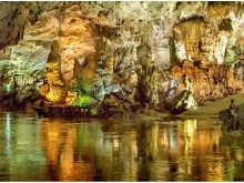 Phong Nha Cave