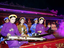 Hue Royal Court Music