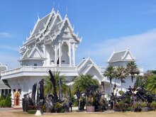 Wat Tham Khuha Sawan