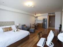 Canlidas Landmark 72 