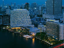 Shangri-La Hotel