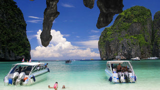 Koh Phi Phi Beach Break 