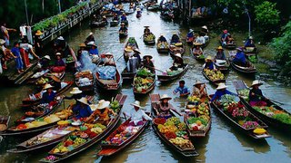 Damnoen Saduak Floating Market Tour