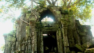 Beng Mealea - Kampong Kleang Tour 