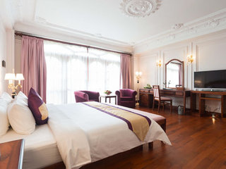 Regency Suite