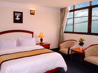 Suite room