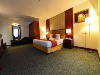 SUITE ROOM