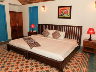 Superior bungalow garden