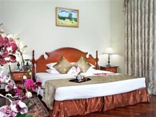 Deluxe Suite ( Ancient Wing)