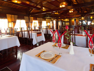 Halong (B, L, D)
