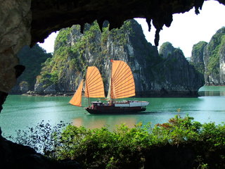 Hanoi - Halong Bay (B, L, D)