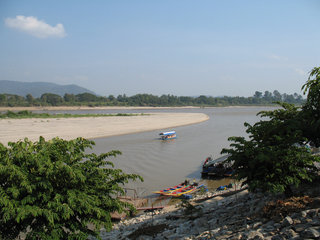 Doi Mae Salong - Chiang Saen - Golden Triangle (B,L) 