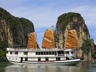 Hanoi – Halong Overnight Cruise (B, L, D)