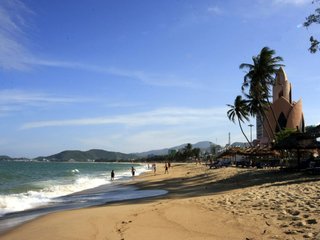 Nha Trang to Phan Thiet (B, L)