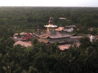 Hanoi City Tour – Bo De Pagoda (B, L)