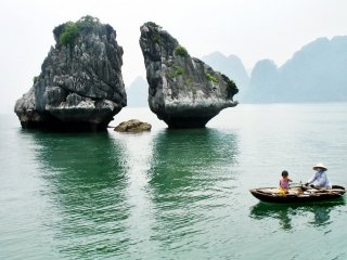 Halong Bay - Cat Ba Island 