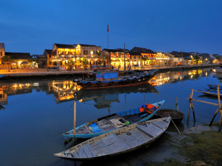 Hue – Danang – Hoi An (B, L)