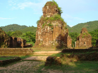 Hoi An City Sights – My Son Holy Land (B, L)
