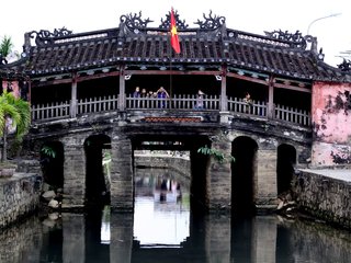 Hoi An City Tour (B, L)