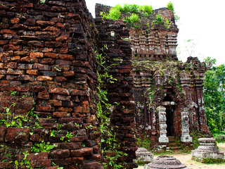My Son Holy Land – Boat Trip To Thanh Ha and Kim Bong (B, L)