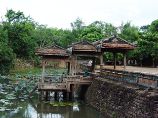 Hue City Tour (B, L)