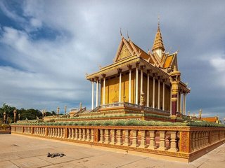 Koh Chen/Oudong – Phnom Penh – Border