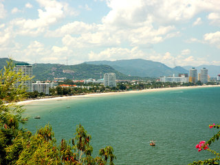 Hua Hin - Klai Kangwon Summer Palace – Khao Takiap Vantage Point (B, L)