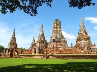 Ayutthaya (B, L)