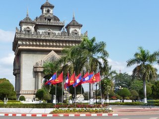 Vientiane – Full Day City Tour (B, L)