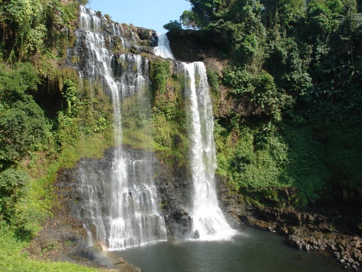 Tat Yuang waterfall image Tat Yuang waterfall