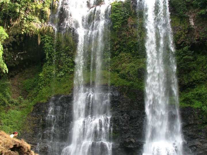 Tat Yuang waterfall image Tat Yuang waterfall