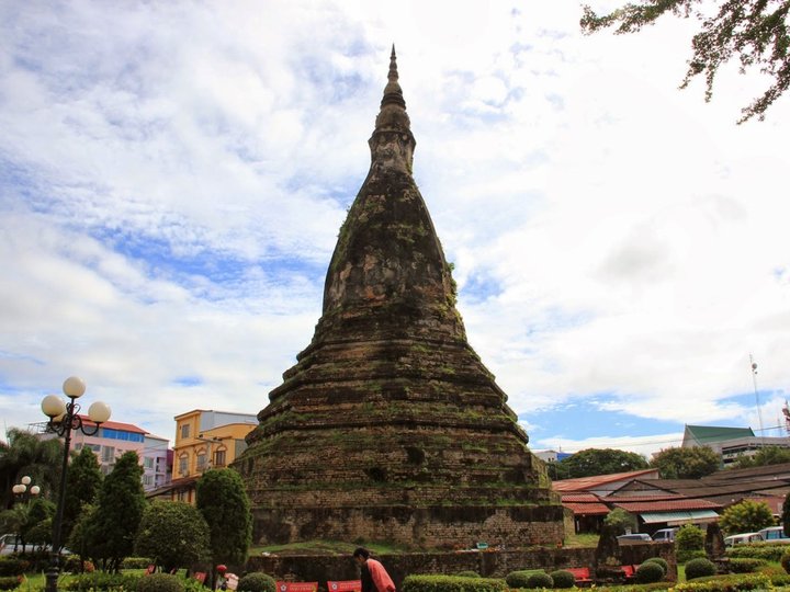 That Dam or Black Stupa image That Dam or Black Stupa