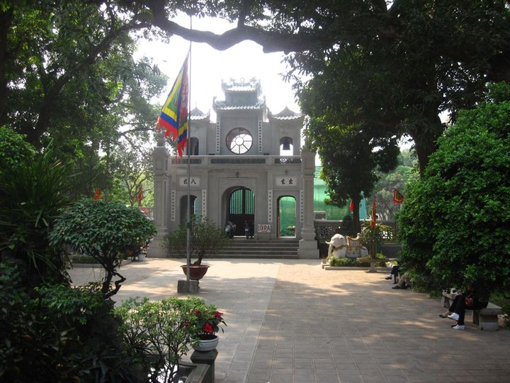 Quan Thanh Temple