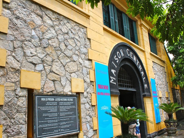 Hoa Lo Prison
