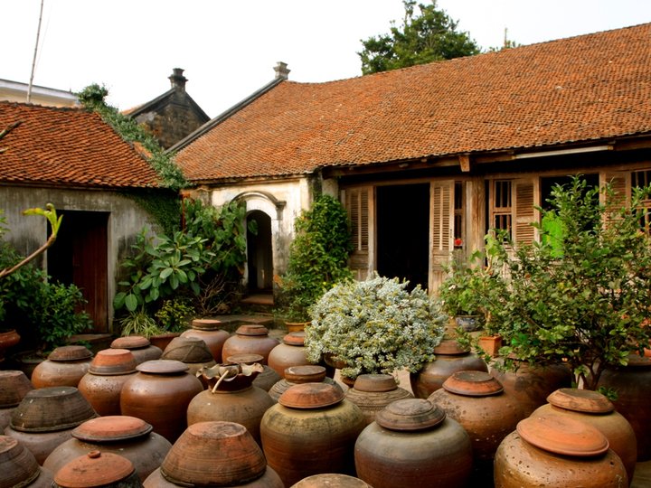 Duong Lam Ancient Village