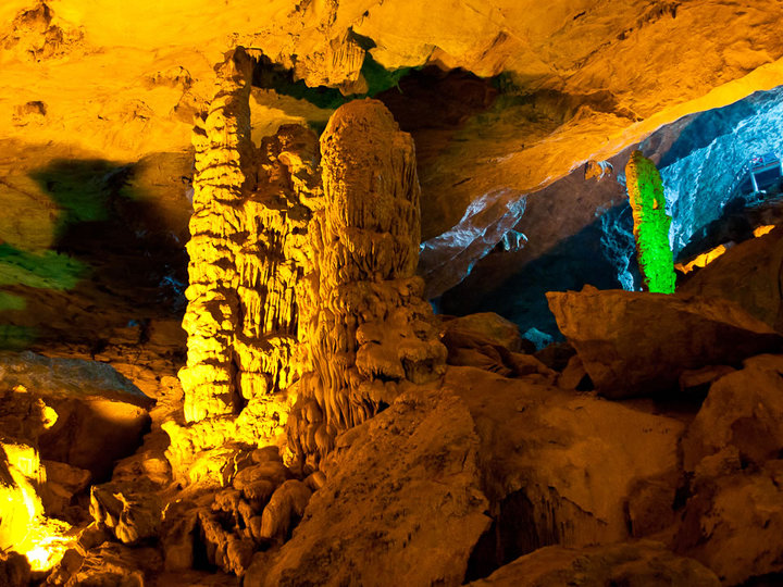 Sung Sot Cave