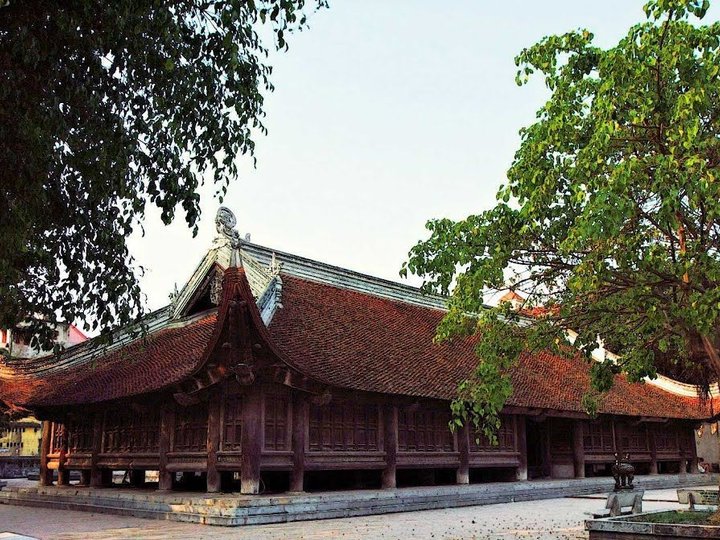Dinh Bang Communal House