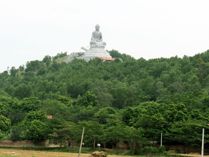 Phat Tich Pagoda