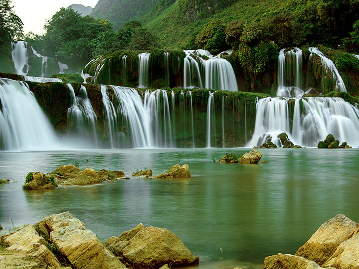 Ban Gioc Waterfalls