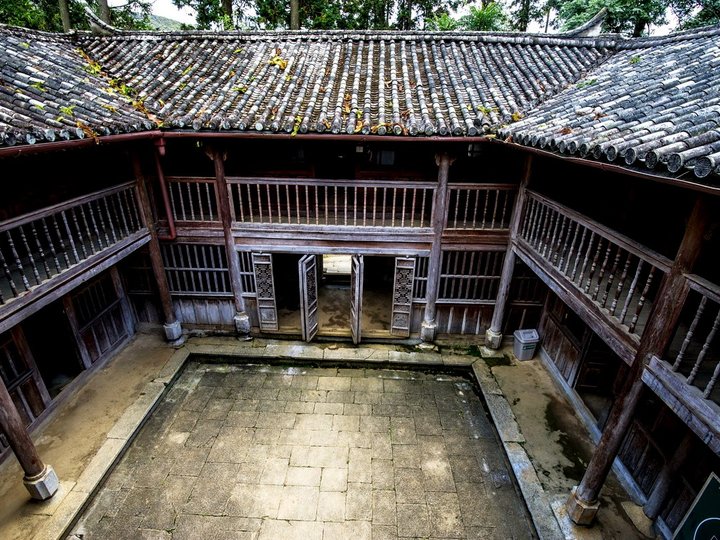 Vuong Family Mansion