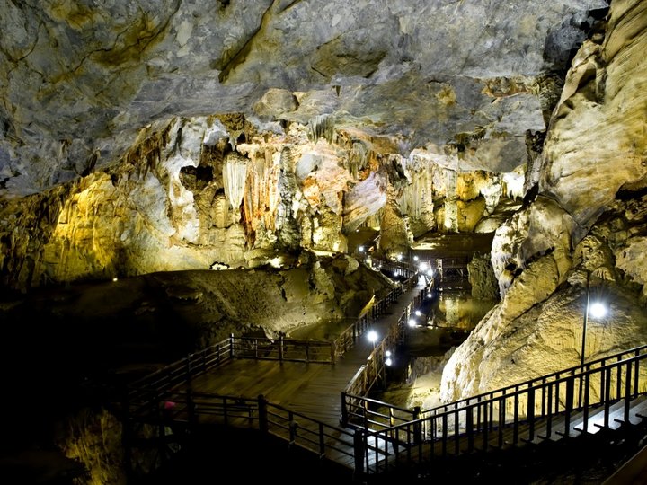 Paradise Cave