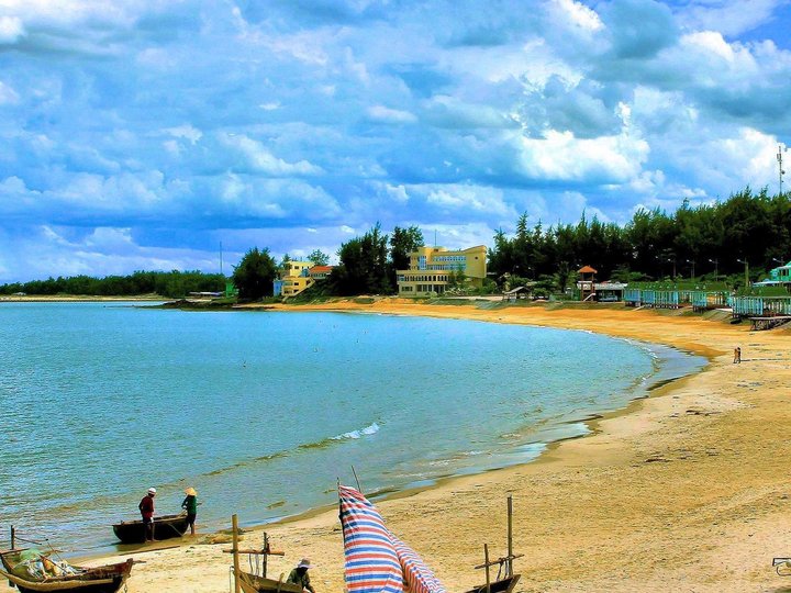Cua Tung Beach image Cua Tung Beach