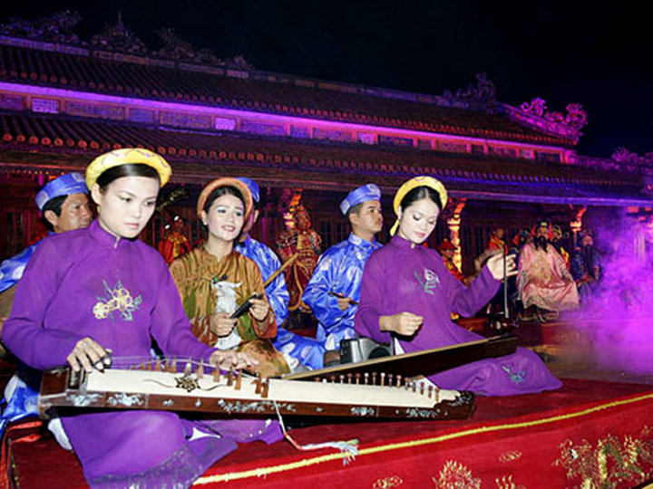 Hue Royal Court Music