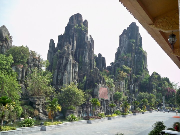 Marble Moutain