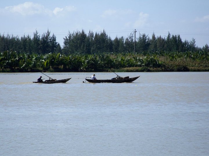 Thuan Tinh Island